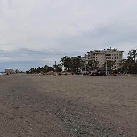 Апартаменты Huelin Playa Малага Экстерьер фото